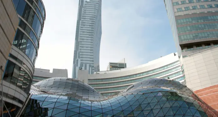 Investing in Poland 2026–2040: how the environment for foreign capital is changing