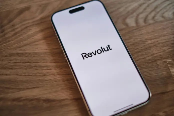 New foreign investments in Poland: Revolut, Valeo and Switch Datacenters expand their operations